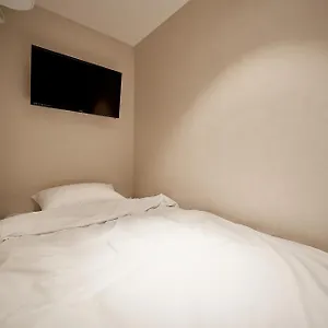  Capsule hotel Life In Euljiro South Korea